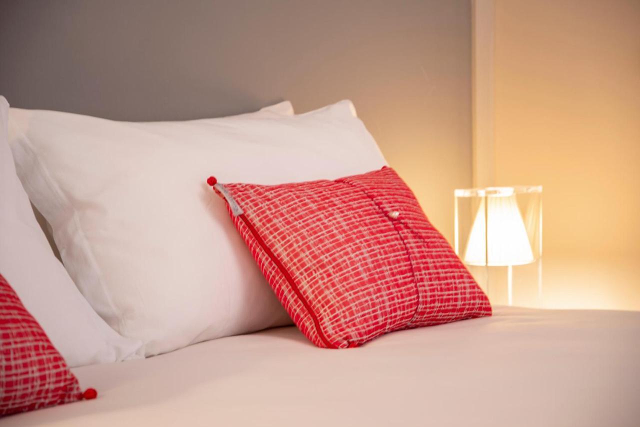 Time To Be - Luxury Apartments Centro Storico Πεσκιέρα ντελ Γκάρντα Εξωτερικό φωτογραφία