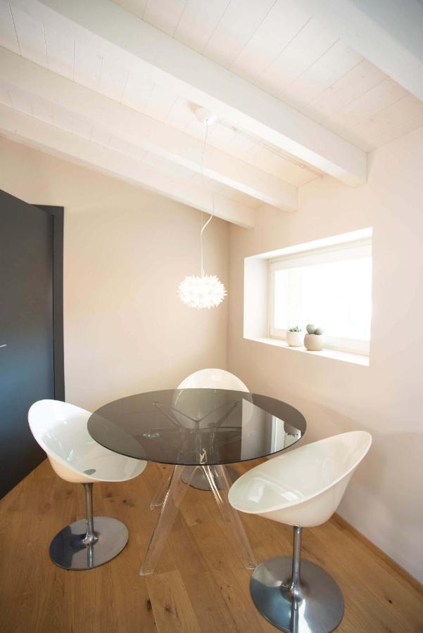 Time To Be - Luxury Apartments Centro Storico Πεσκιέρα ντελ Γκάρντα Εξωτερικό φωτογραφία
