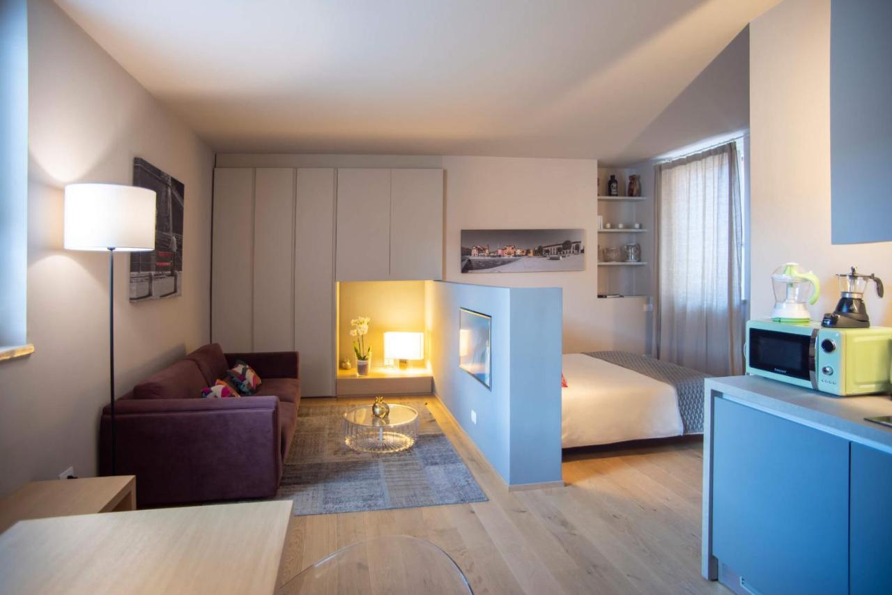Time To Be - Luxury Apartments Centro Storico Πεσκιέρα ντελ Γκάρντα Εξωτερικό φωτογραφία
